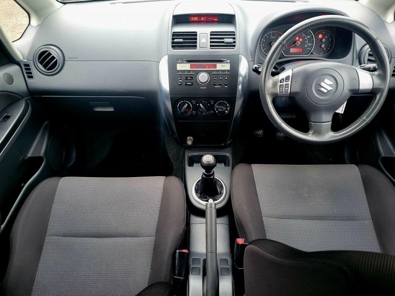 SUZUKI SX4
