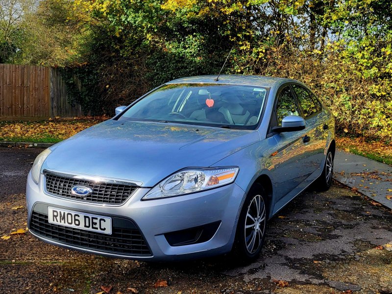 FORD MONDEO