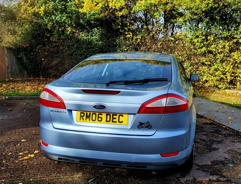 FORD MONDEO