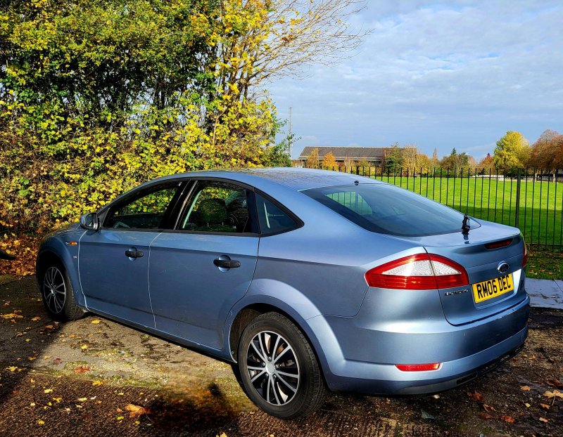 FORD MONDEO