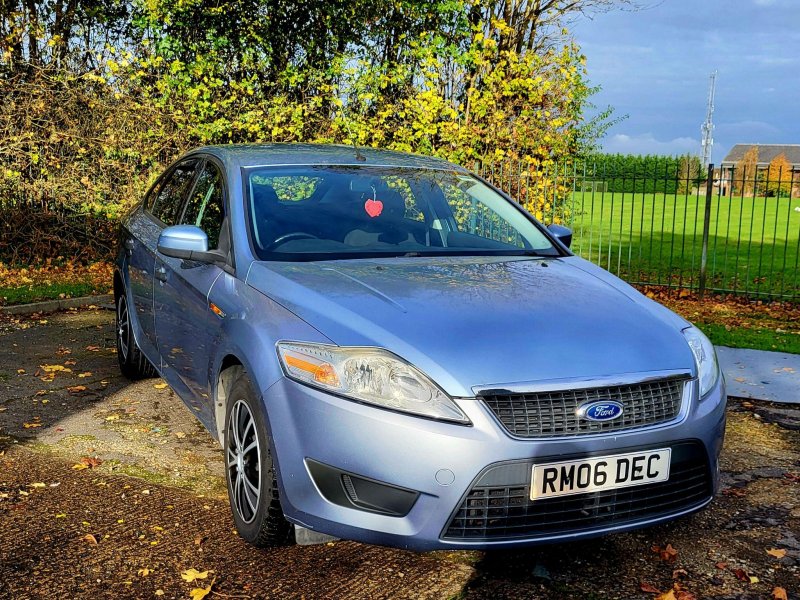 FORD MONDEO