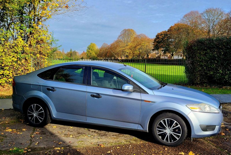 FORD MONDEO