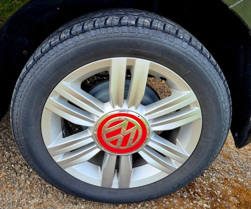 VOLKSWAGEN UP